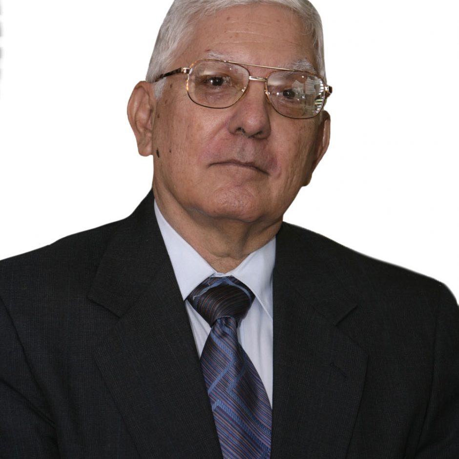 Juan E. Lombardi T.